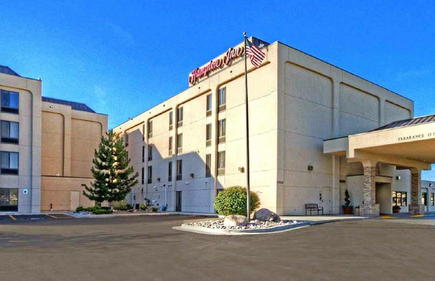 Hampton Inn Биллингс Экстерьер фото